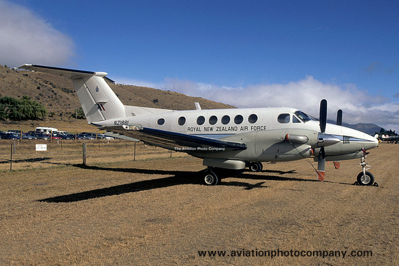 RNZAF 42 Squadron Beech 200 King Air NZ1881 (2002)