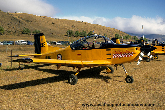 RNZAF FTW Red Checkers PAC Airtrainer CT/4E NZ1993 (2002)