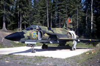 Swedish Air Force F4 SAAB Viggen JA-37 37307 (2001)
