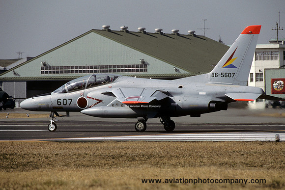 JASDF Kawasaki T-4 86-5607 (2002)