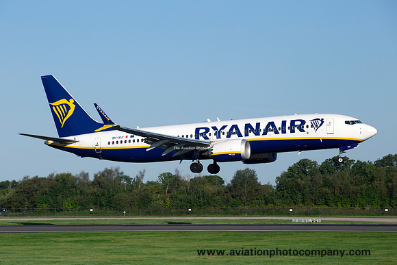 Ryanair Boeing 737-8 9H-VUI at Manchester IAP (2023)
