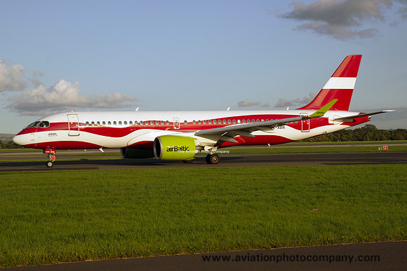 Air Baltic Airbus A220-300 YL-ABN at Manchester IAP (2023)