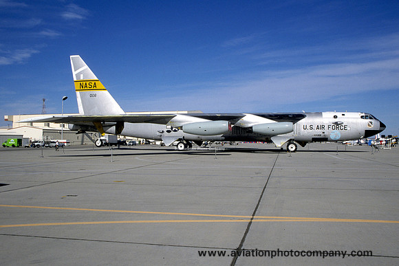 NASA/USAF Boeing NB-52B Stratofortress NASA-008 at Edwards AFB (2000)