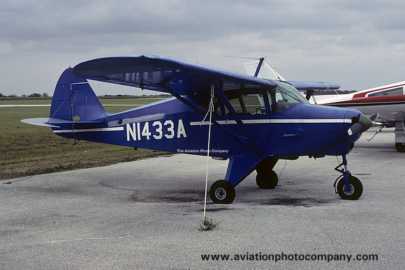 Piper PA-22 Tri-Pacer N1433A (1980)