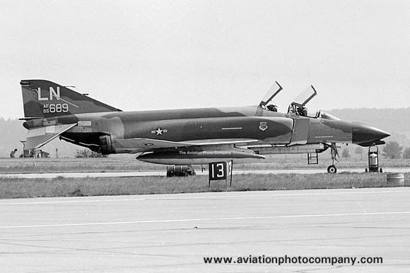 USAF 48 TFW McDonnell F-4D Phantom 65-0689/LN (1975)
