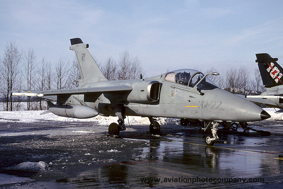 Italian Air Force 32 Stormo Aeritalia AMX MM7183/32-22 (2004)