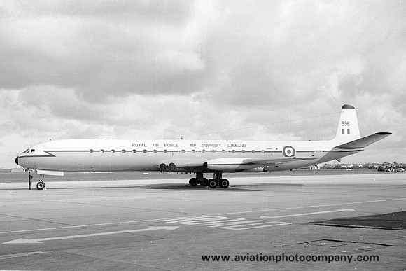 RAF 216 Squadron De Havilland Comet C.4 XR396 (1968)