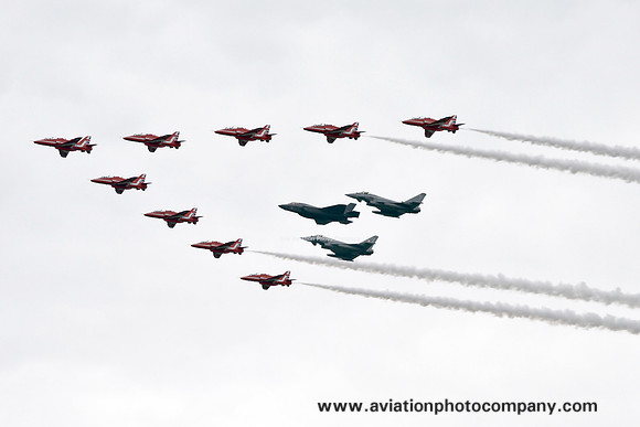 RAF Red Arrows, BAE Typhoon and F.35B Flypast at RIAT Fairford (2016)