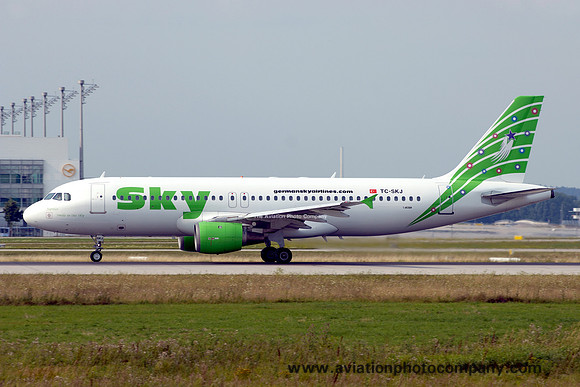 Sky Airlines Airbus A320-211 TC-SKJ (2008)