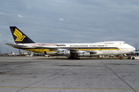 Singapore Airlines Boeing 747-212B 9V-SQE at Heathrow (1979)