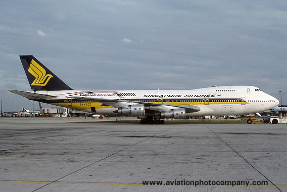 Singapore Airlines Boeing 747-212B 9V-SQE at Heathrow (1979)