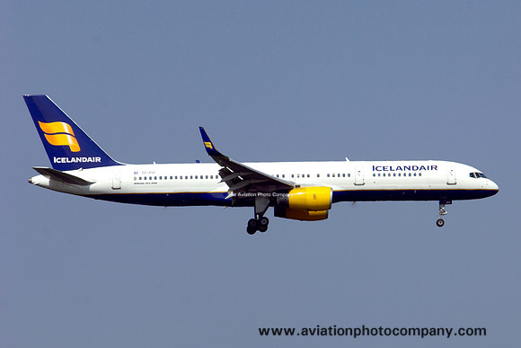 Icelandair Boeing 757-256(WL) TF-FIY (2008)