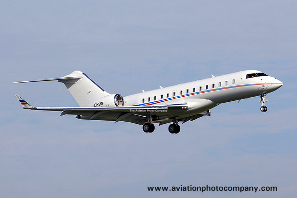 Bombardier BD-700 EI-SSF at Prestwick (2013)