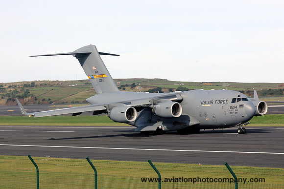 USAF 437/315 AW McDonnell Douglas C-17A 10-0214 at Lajes (2013)