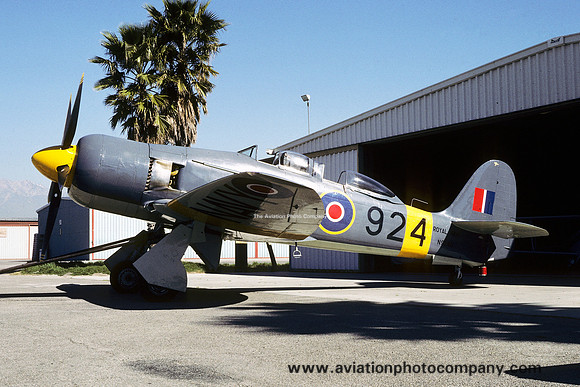 Hawker Sea Fury T.20S N924G (1985)