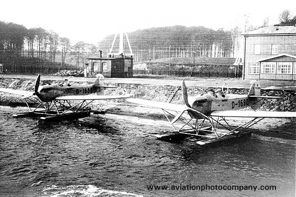 German Heinkel HE-9 floatplanes D-1688 and D-1690