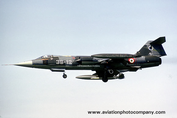 Italian Air Force 36 Stormo Lockheed F-104S Starfighter MM6824/36-12 (1987)