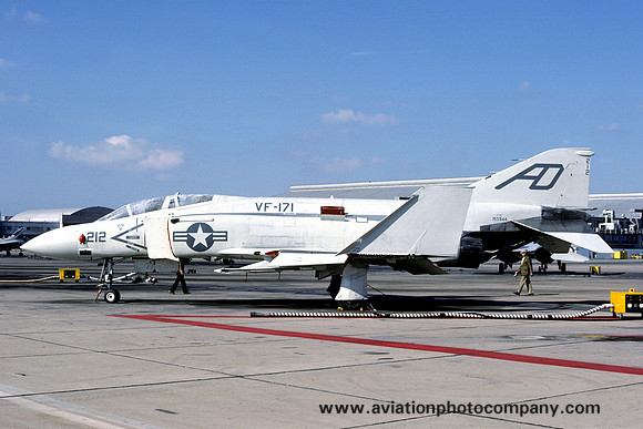US Navy VF-171 McDonnell F-4J Phantom 155544/AD-212 (1981)