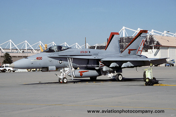 US Navy VFA-94 McDonnell Douglas F/A-18C Hornet 164084/NH-400 (2000)