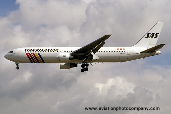 SAS Boeing 767-300ER LN-RCD at London Heathrow (1998)