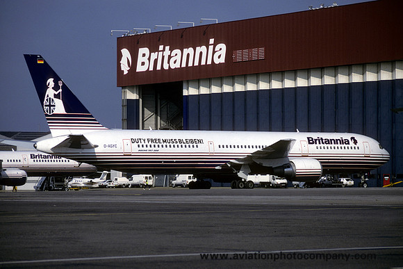 Britannia Airways Boeing 767-300 D-AGYC at Luton (1998)