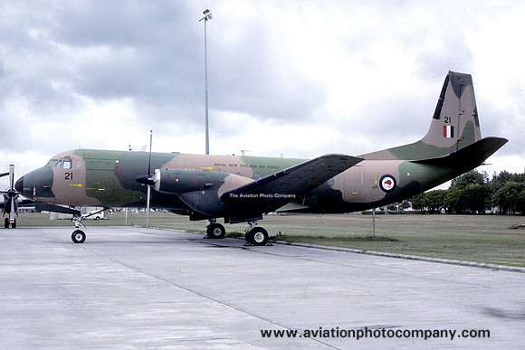 RNZAF 1 Squadron Avro Andover C.1 NZ7621 (1987)