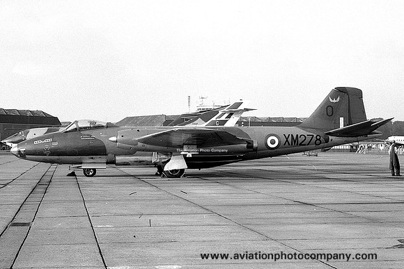 RAF 14 Squadron English Electric Canberra B(I).8 XM278 (1968)