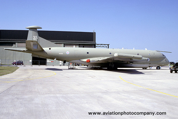 RAF Kinloss Strike Wing Hawker Siddeley Nimrod MR.2 XV235 at RAF Cottesmore (2000)