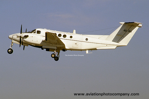 US Army 1-214 Avn Beech C-12U Huron 84-00180 (2004)