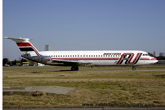 Austral BAC 111 LV-MRZ (1993)
