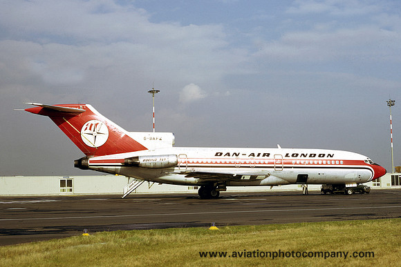 Dan Air London Boeing 727-46 G-BAFZ at Newcastle (1975)