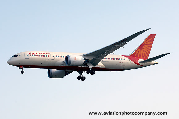 Air India Boeing 787-8 VT-ANK at Frankfurt (2013)