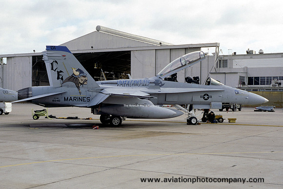 US Marine Corps VMFA(AW)-223 McDonnell Douglas F/A-18D 165410 (1999)