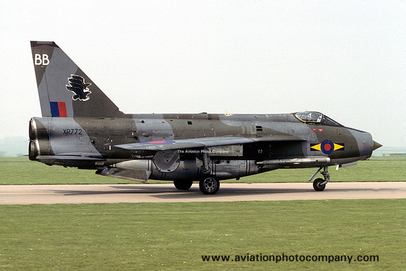 RAF 11 Squadron English Electric Lightning F.6 XR772/BB (1982)
