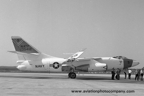 US Navy NATF Douglas A-3A Skywarrior 135412/5 (1969)