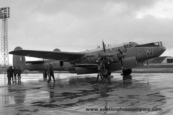 RAF 210 Squadron Avro Shackleton MR.2C WL787/W (1971)