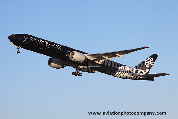 Air New Zealand Boeing 777-300ER ZK-OKQ in All Blacks scheme at London Heathrow (2012)
