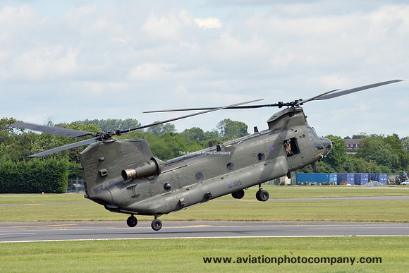 RAF 28 Squadron Vertol Chinook HC.4 ZA714 at RIAT Fairford (2016)