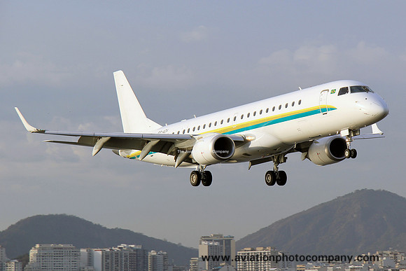 Embraer 190ECJ Lineage 1000 PP-ADV (2015)