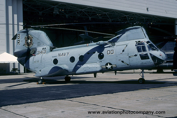 US Navy HC-8 Vertol CH-46D Sea Knight 153413/BR-00 (2001)
