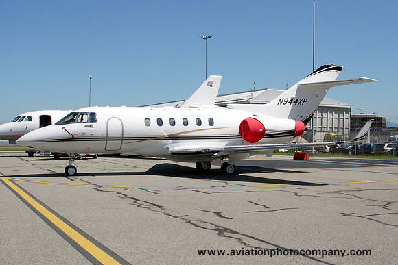 Hawker Beechcraft 900XP N944XP at Geneva (2008)