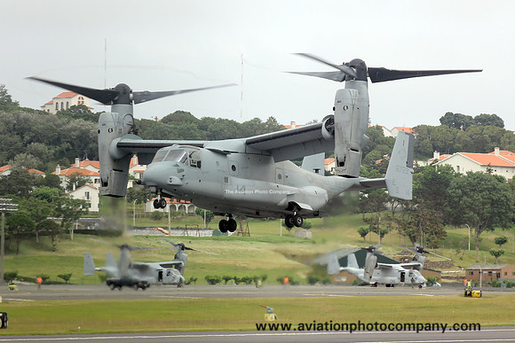 US Marines VMM-266 Bell-Boeing MV-22B Osprey 166722/ES-14 at Lajes (2016)