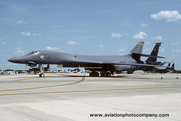 USAF 7 BW 28 BS Rockwell B-1B Lancer 83-0065/DY (2002)