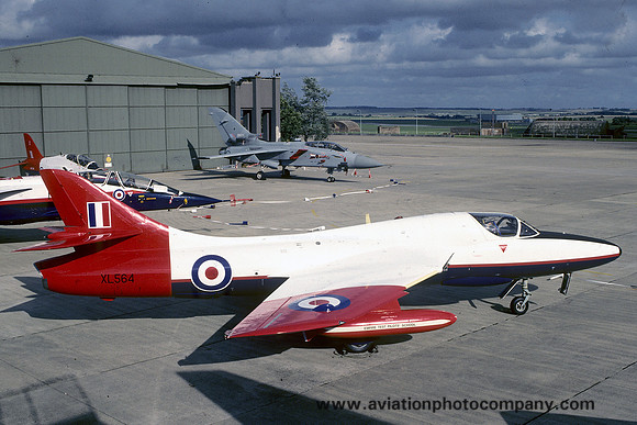 ETPS Hawker Hunter T.7 XL564 at Boscombe Down (1988)