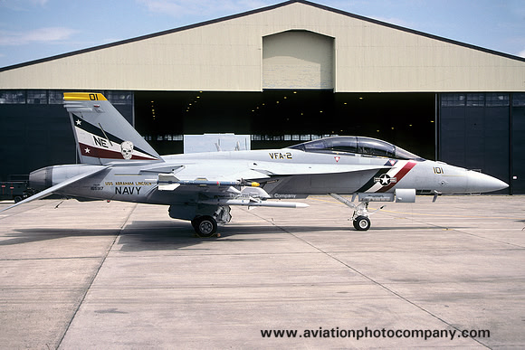 US Navy VFA-2 McDonnell Douglas F/A-18F Super Hornet 165917/NE-101 at RIAT Fairford (2004)