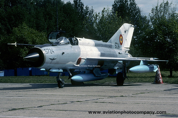 Romanian Air Force Mikoyan MiG-21MF Lancer-C 5724 (2003)