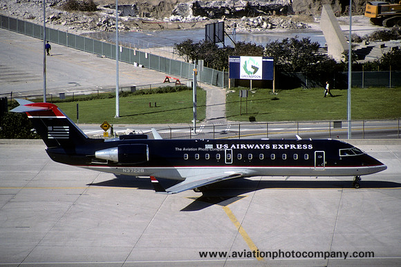 US Airways Express Canadair CRJ-200 N37228 at Phoenix IAP (1998)
