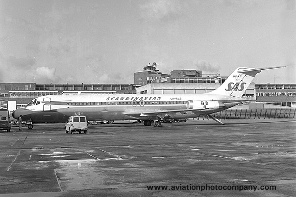 SAS Douglas DC-9-32 LN-RLS (1975)