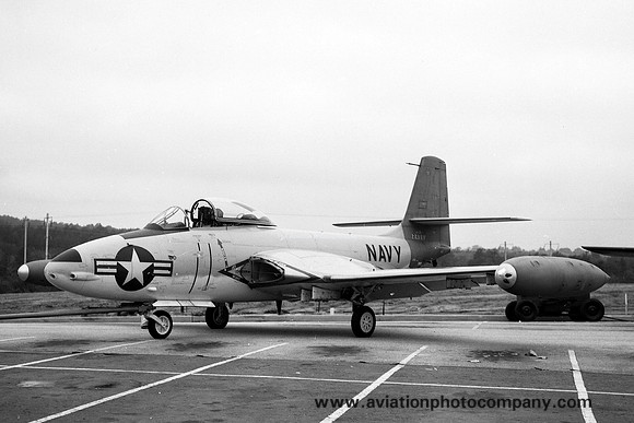 US Navy McDonnell F2H-2 Banshee 124988 (1960)