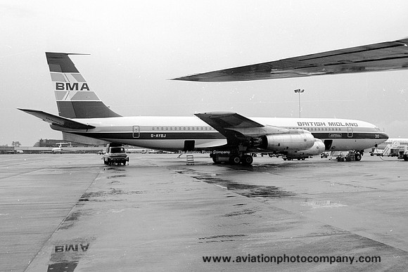 British Midland Boeing 707-300 G-AYBJ